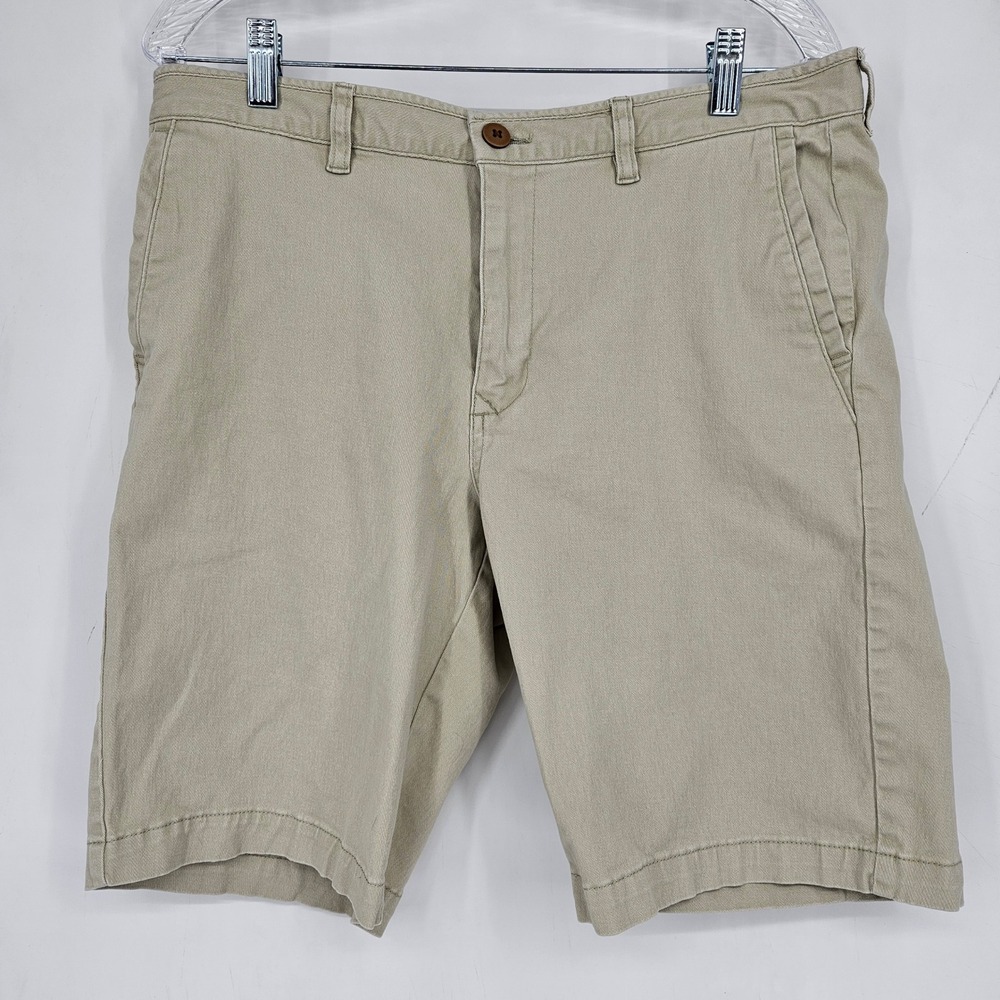 Tommy Bahama Shorts Mens 33 Flat Front Chinos Casual Preppy Tan